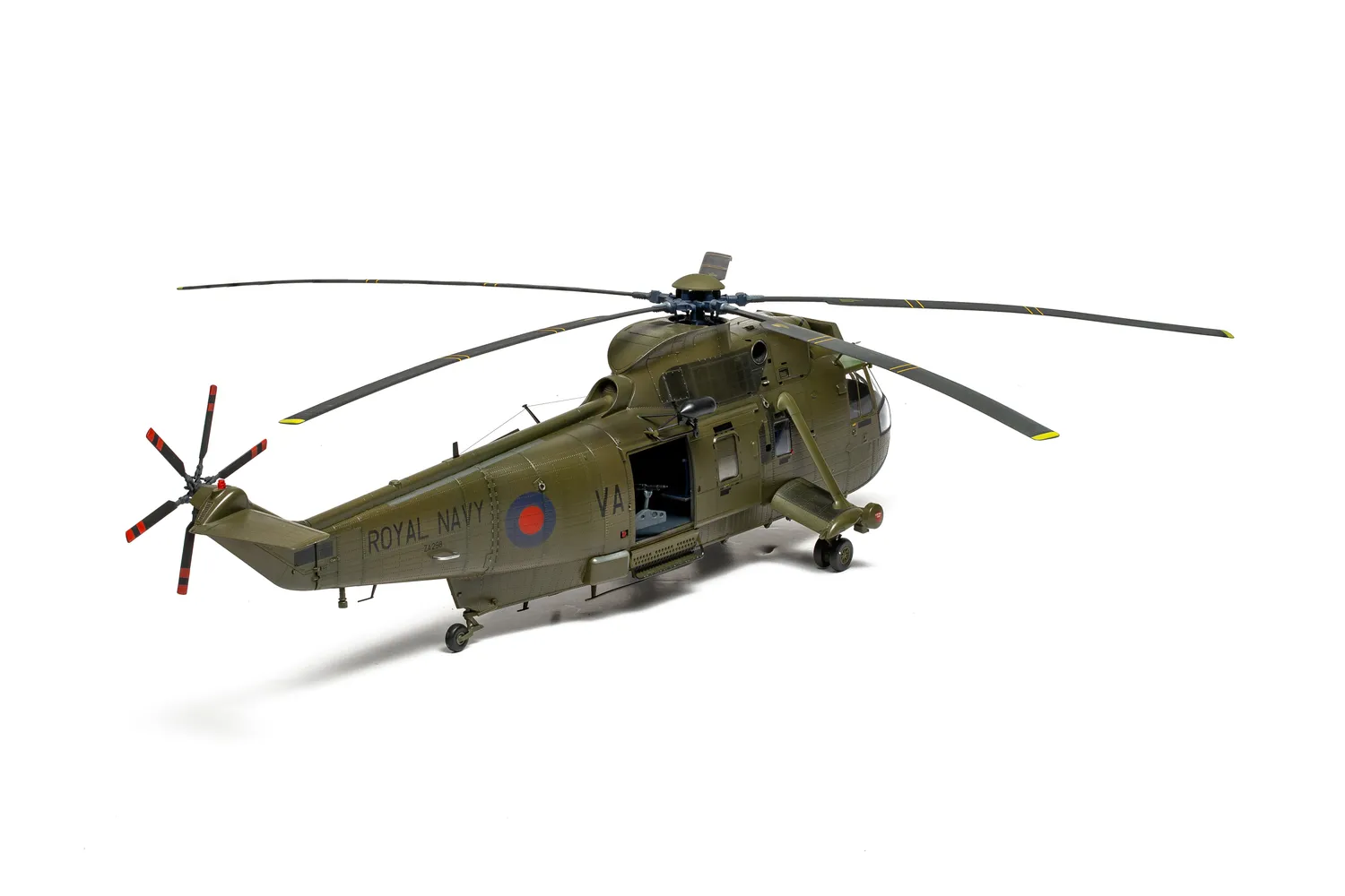 Airfix Westland Sea King HC.4 plastmodell 1:48 289 delar