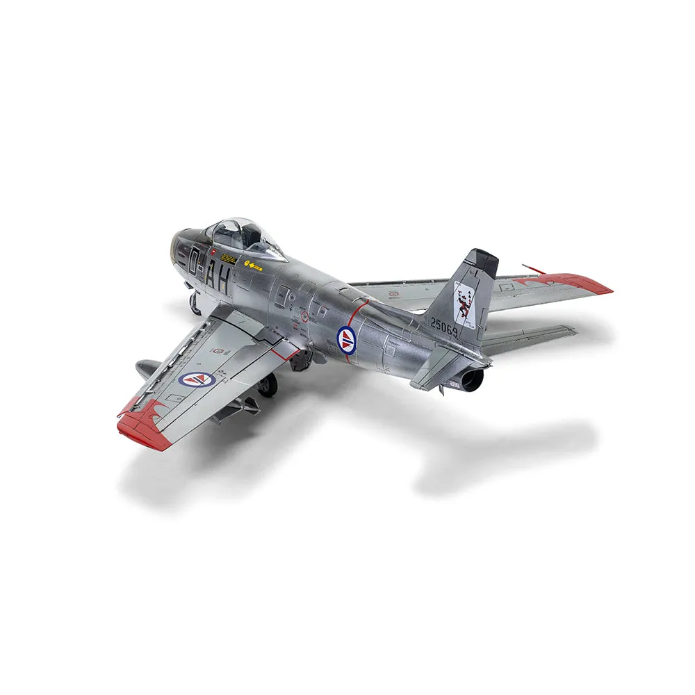 Airfix North American F-86F-40 Sabre byggsats 1/48 156 delar