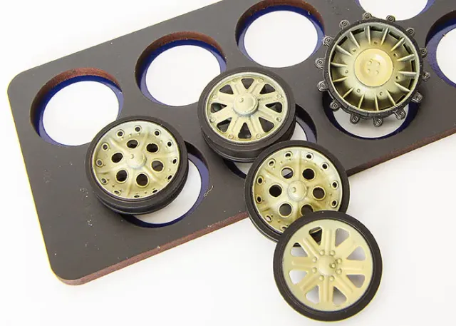 ROSSAGRAPH QuickWheel QW-170 Sd.Kfz. 8 målmask 1:35 Trumpeter
