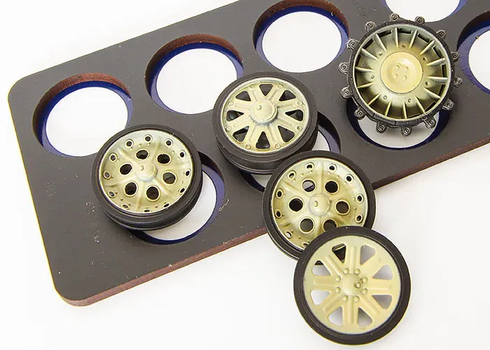 ROSSAGRAPH QuickWheel QW-170 Sd.Kfz. 8 målmask 1:35 Trumpeter