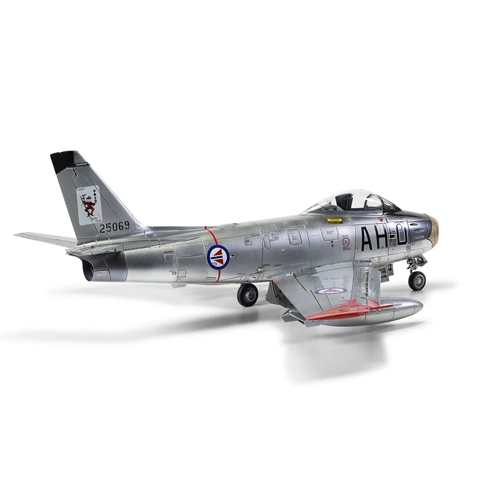 Airfix North American F-86F-40 Sabre byggsats 1/48 156 delar