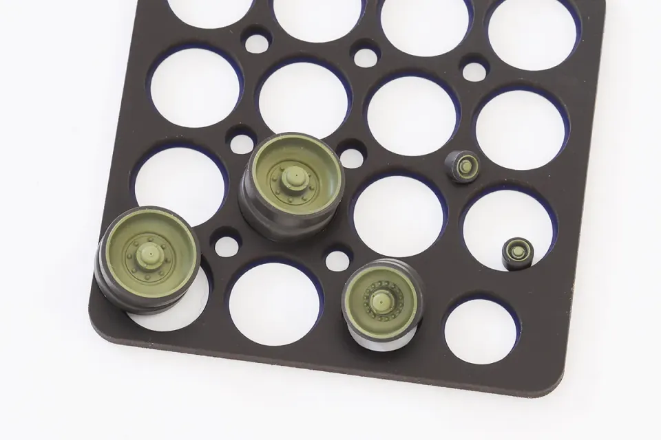Rossagraph QuickWheel QW-204 maskeringssats 1/35 Revell