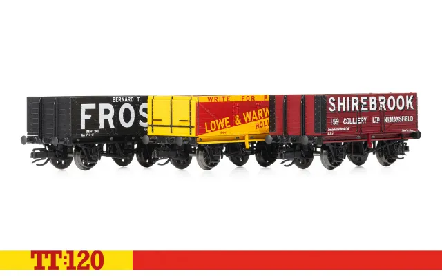 Hornby TT:120 7 plank wagon triple pack modellvagn 3-pack