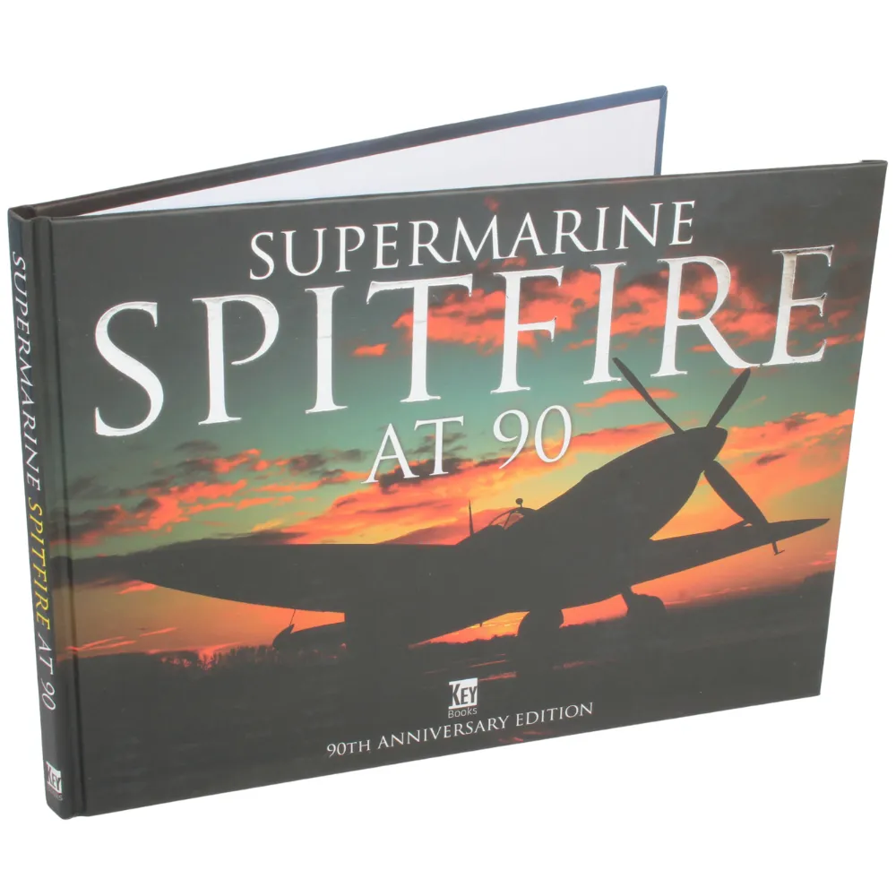 Key Supermarine Spitfire at 90 Anniversary Edition bok