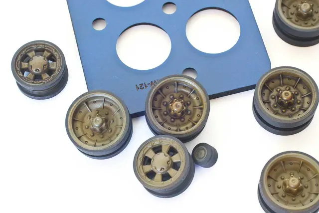 Rossagraph QuickWheel QW-121 mask AMX-30 1:35 MENG