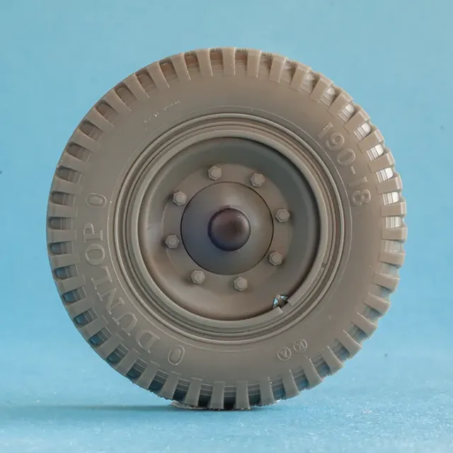 Rossagraph QuickWheel QWX-16005 framhjul 1/16 Sd.Kfz. 251 Dunlop